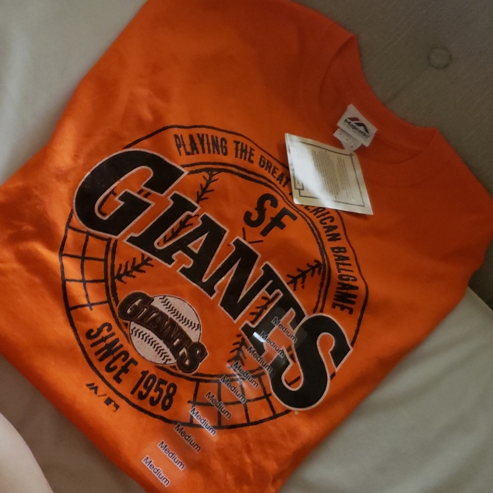Mens SF Giants shirt